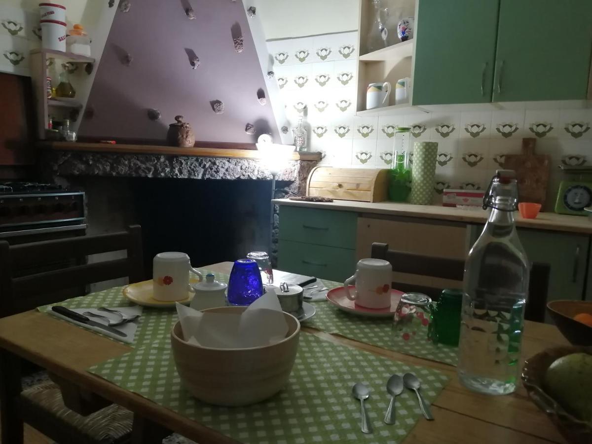 B&B Daddanca Ales Eksteriør billede